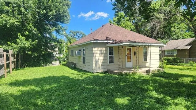 $24,000 | 620 South Pennsylvania Avenue, Columbus, KS 66725
