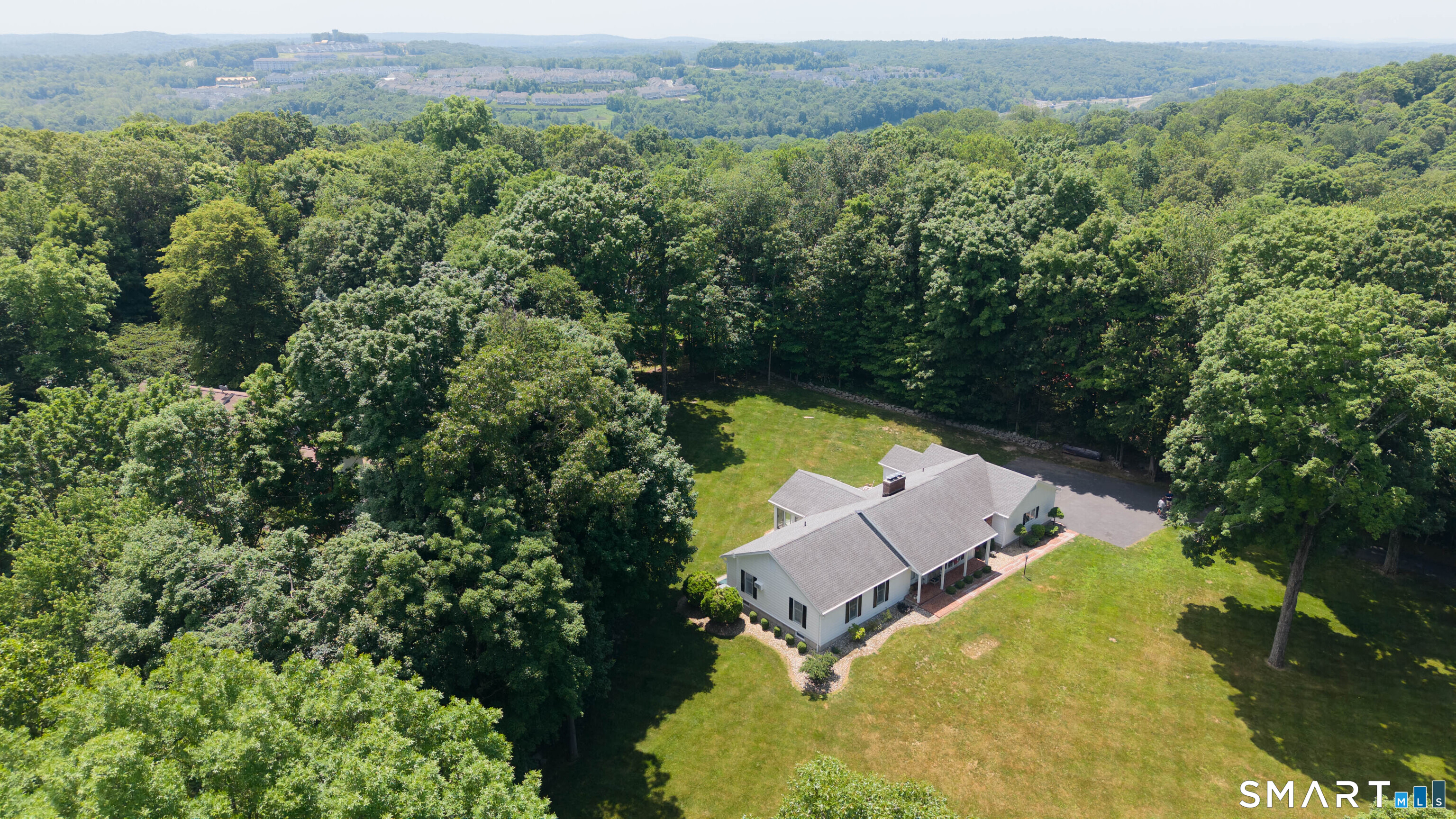 28 Wintergreen Hill Road Danbury, CT 06811 - Photo 38 of 39