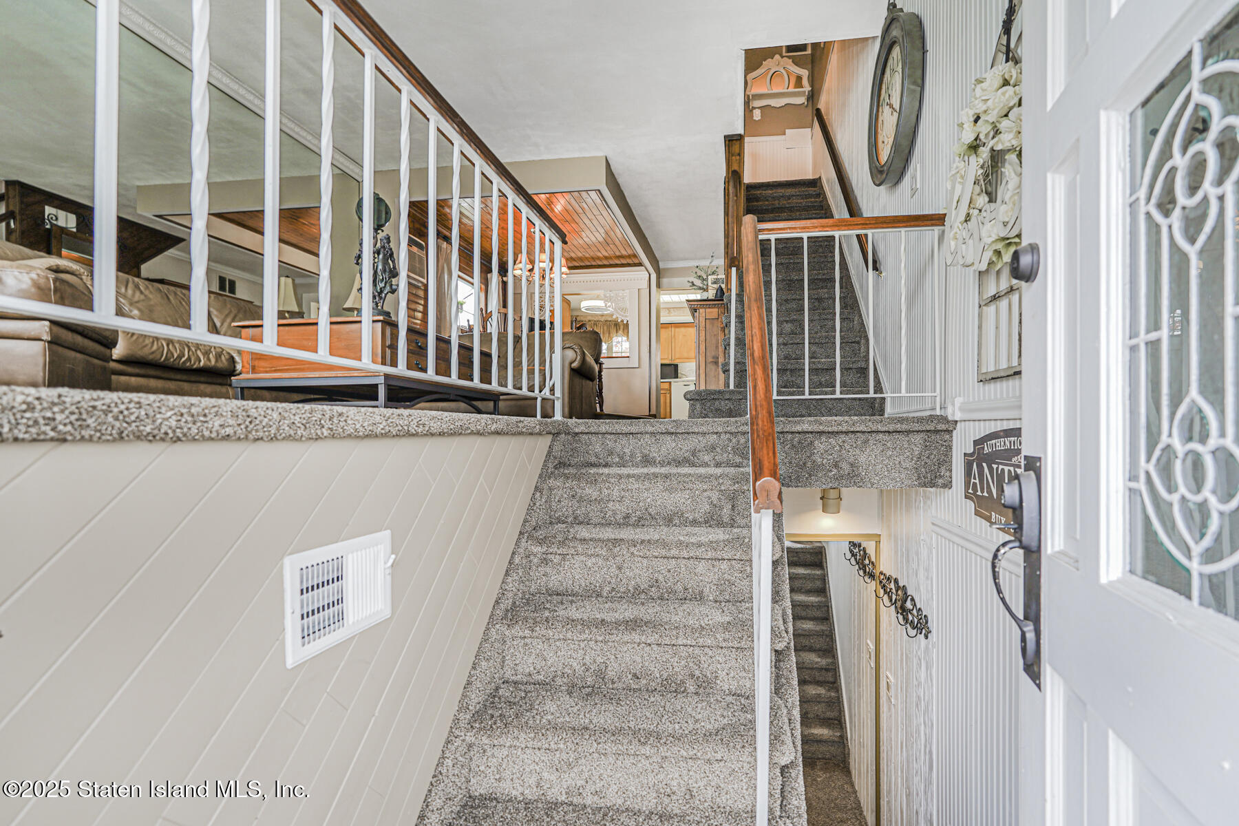 197 Crossfield Avenue Staten Island, NY 10312 - Photo 2 of 28