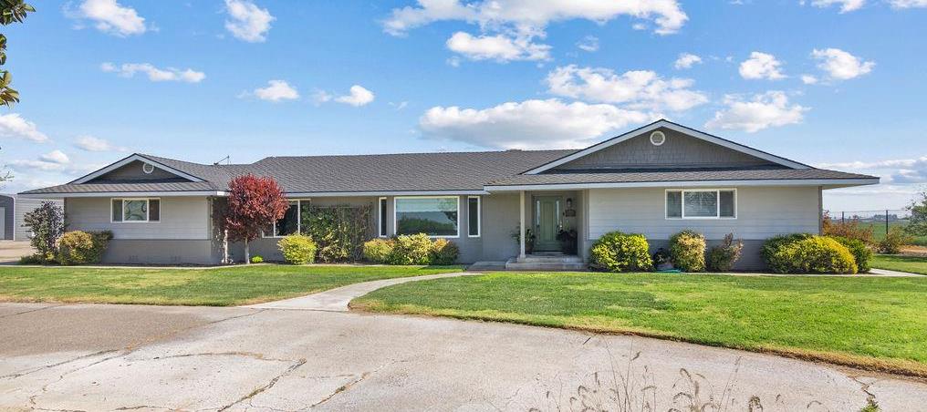 4930 South Faith Home Road Turlock, CA 95380 - Photo 2 of 69