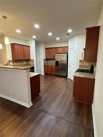 $2,400 | 1075 Harvest Brook Way, Lawrenceville, GA 30043