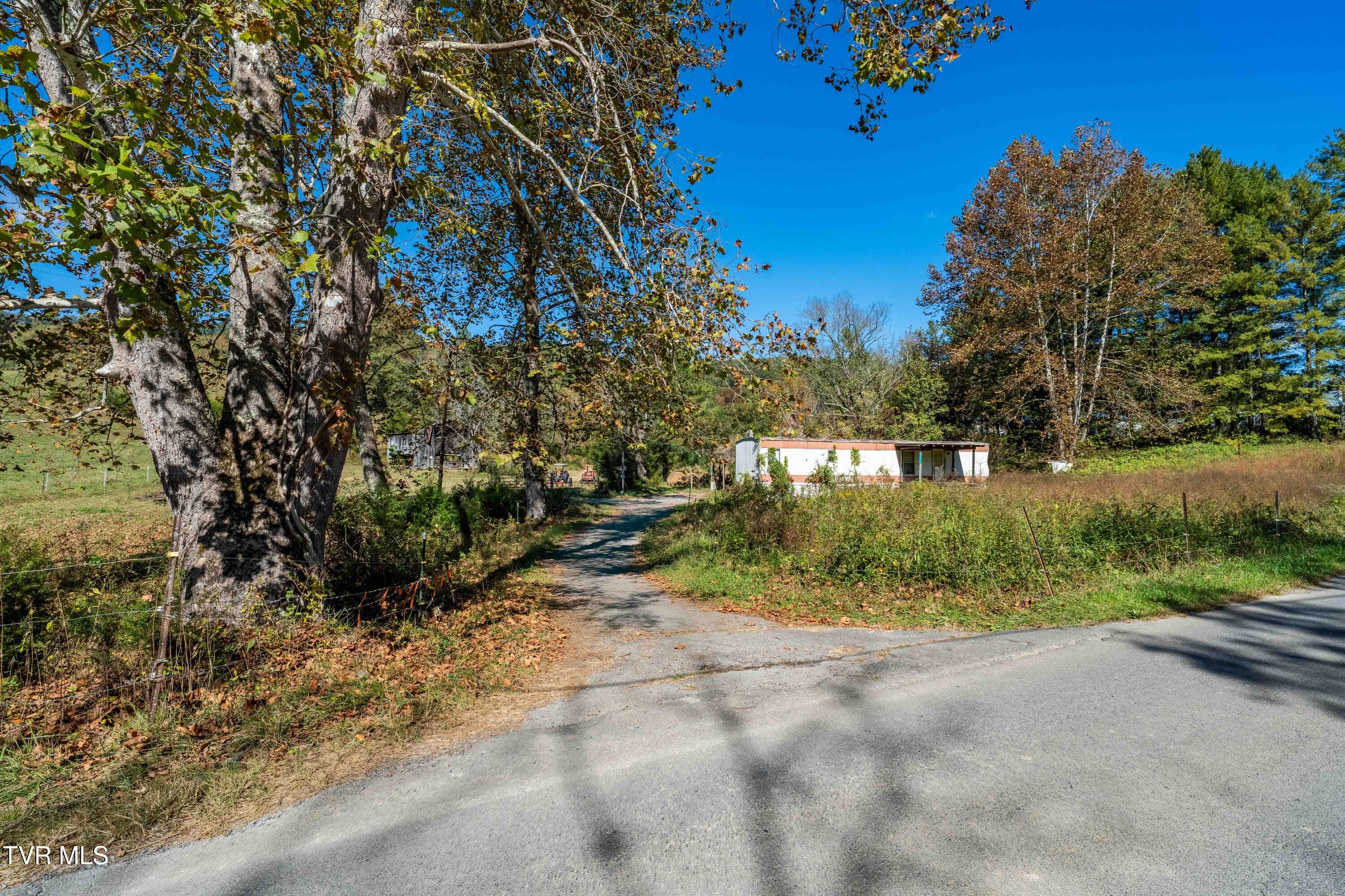 3546 Goshen Valley Road Rogersville, TN 37857 - Photo 27 of 61 3546 Goshen Valley Rd (66 of 116)