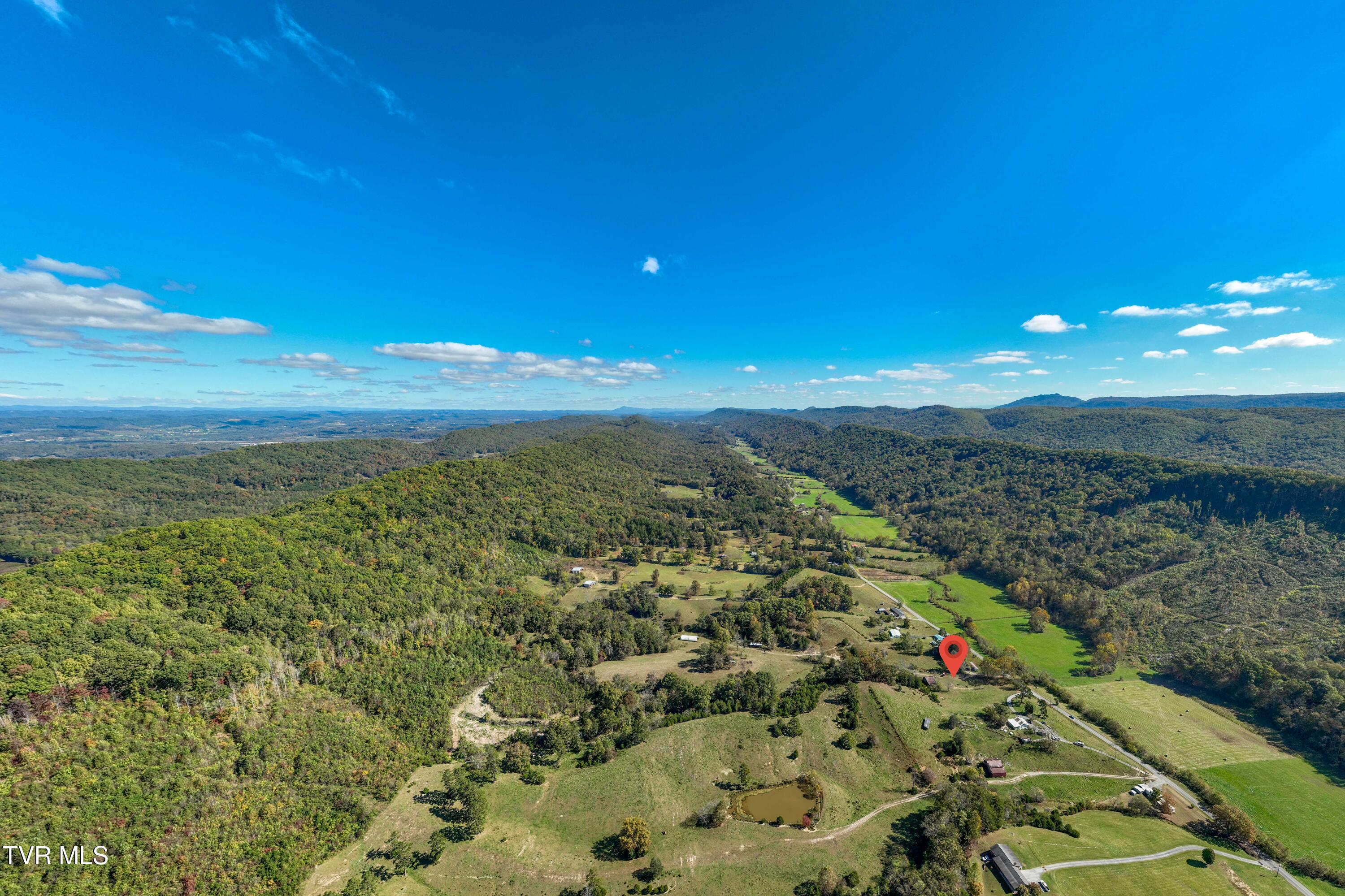 3546 Goshen Valley Road Rogersville, TN 37857 - Photo 6 of 61 3546 Goshen Valley Rd (27 of 116)