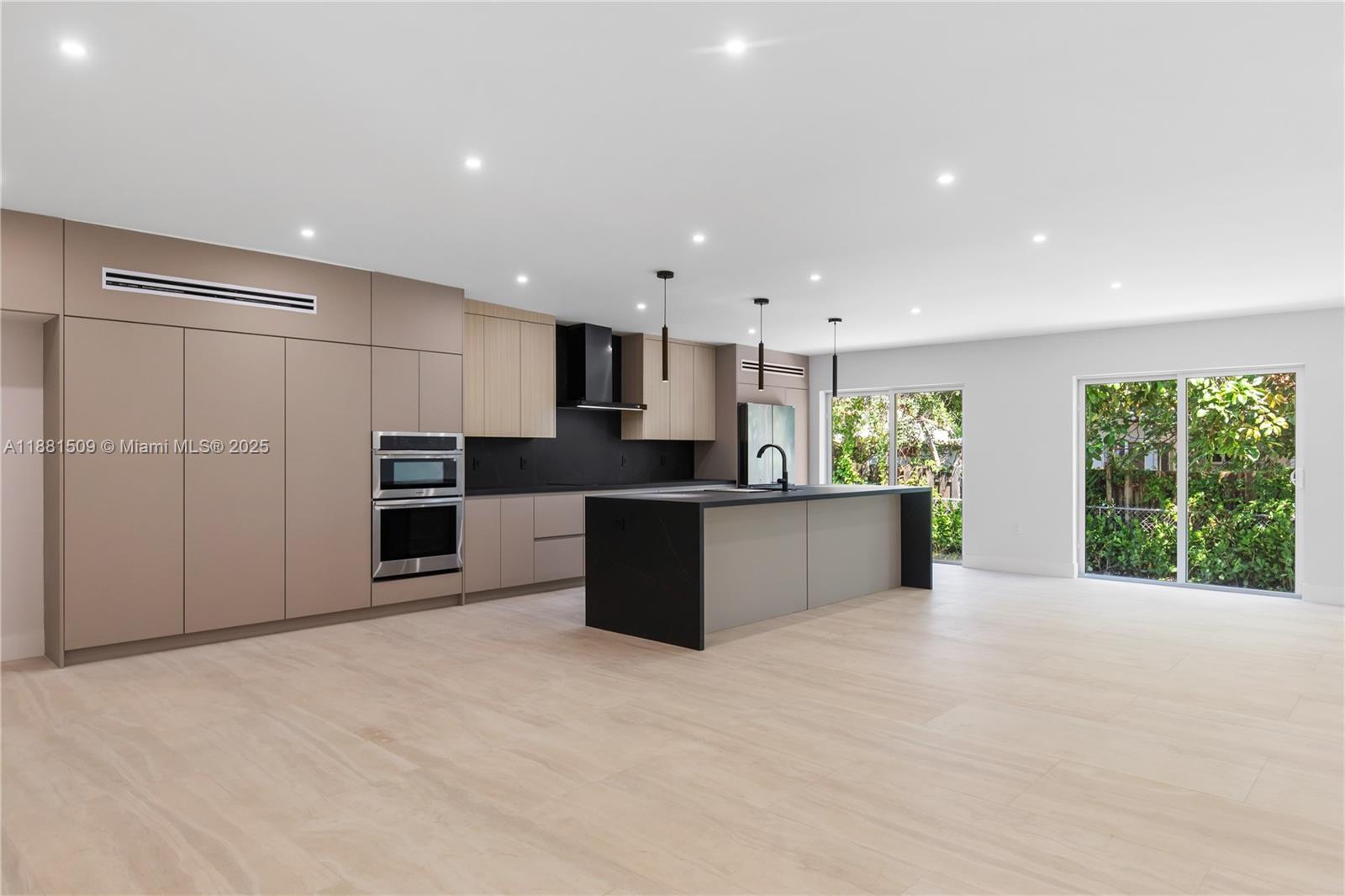 2251 Southwest 20th Street Miami, FL 33145 - Photo 15 of 37