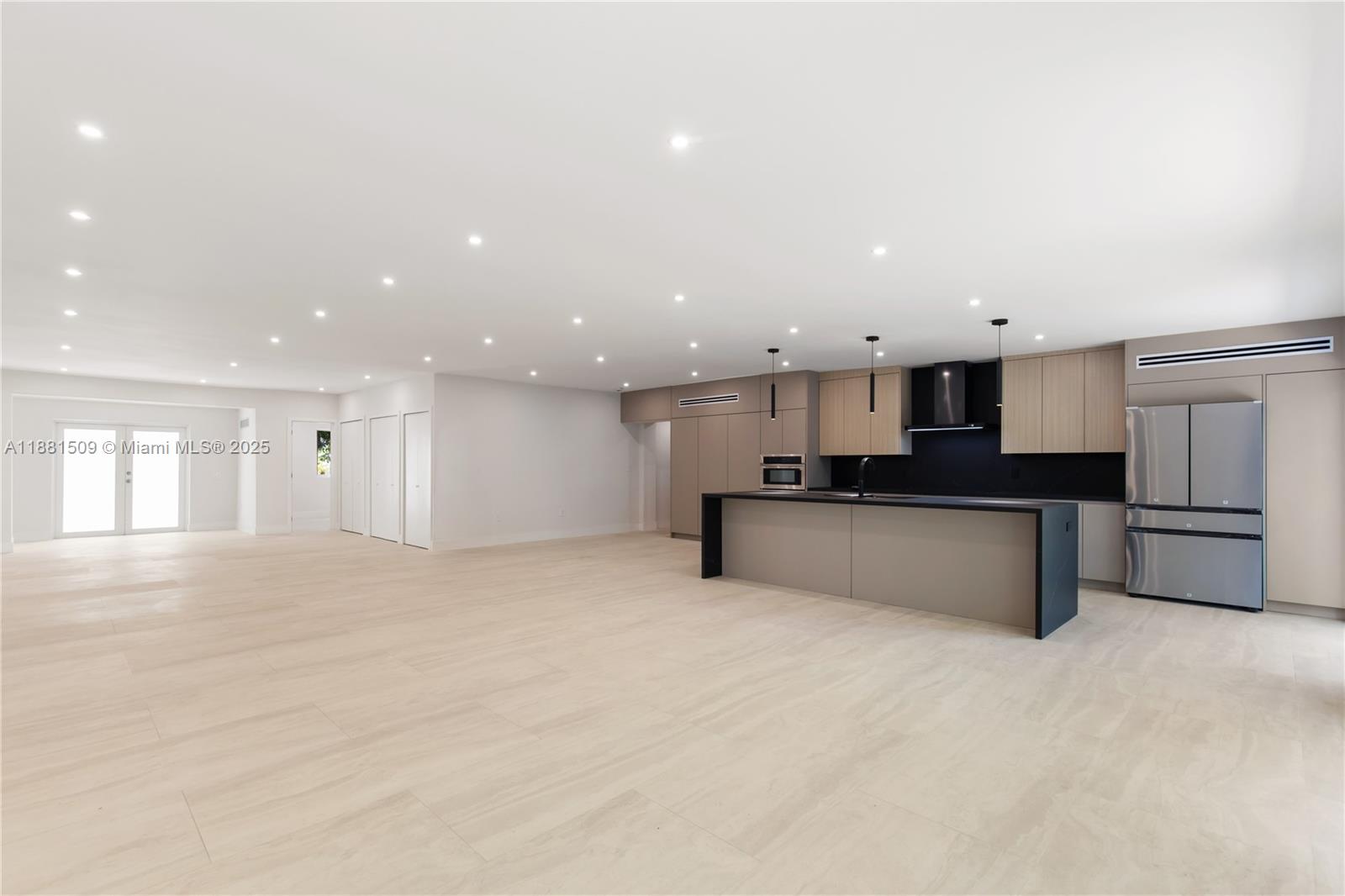 2251 Southwest 20th Street Miami, FL 33145 - Photo 6 of 37