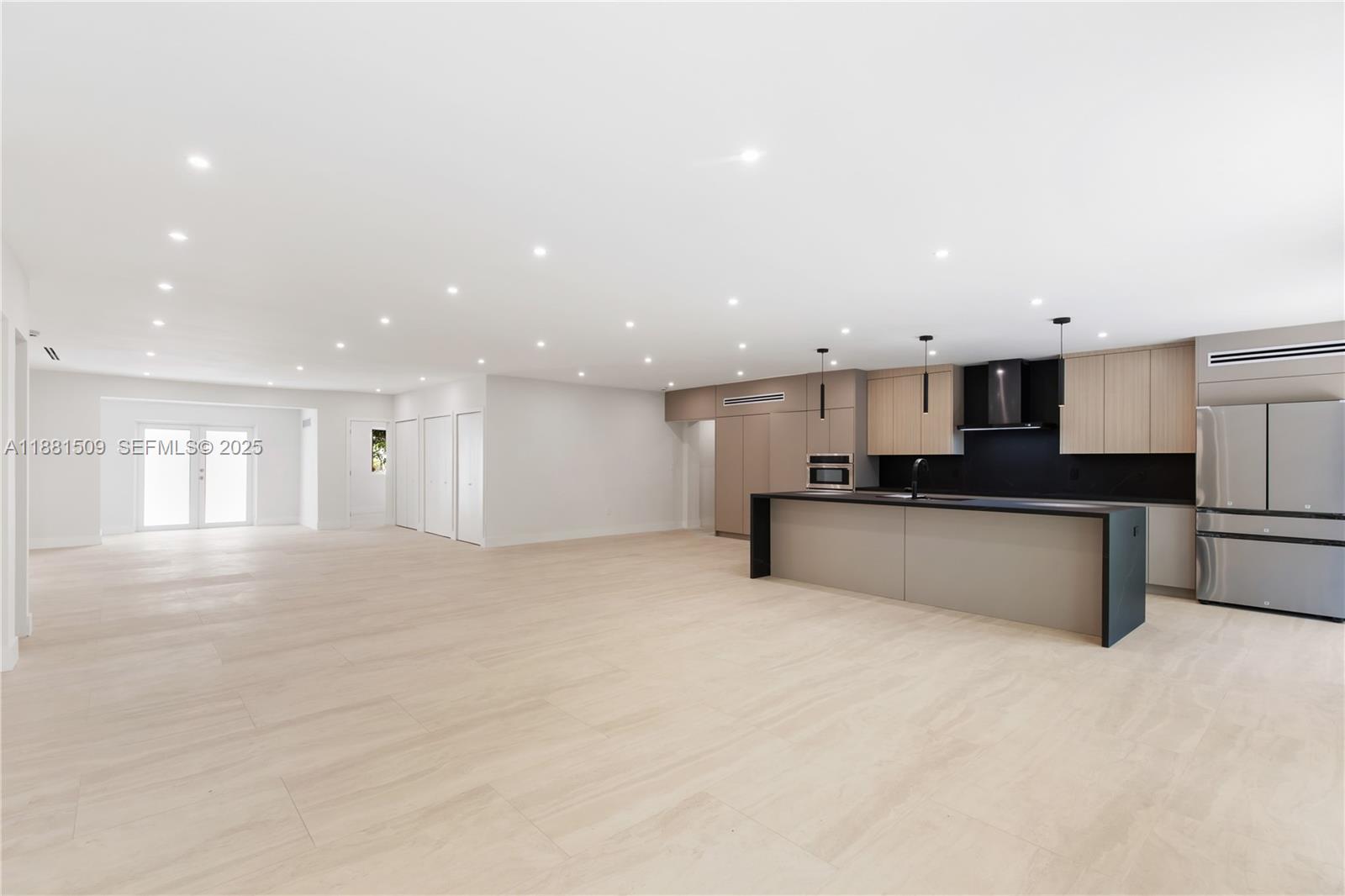 2251 Southwest 20th Street Miami, FL 33145 - Photo 10 of 37