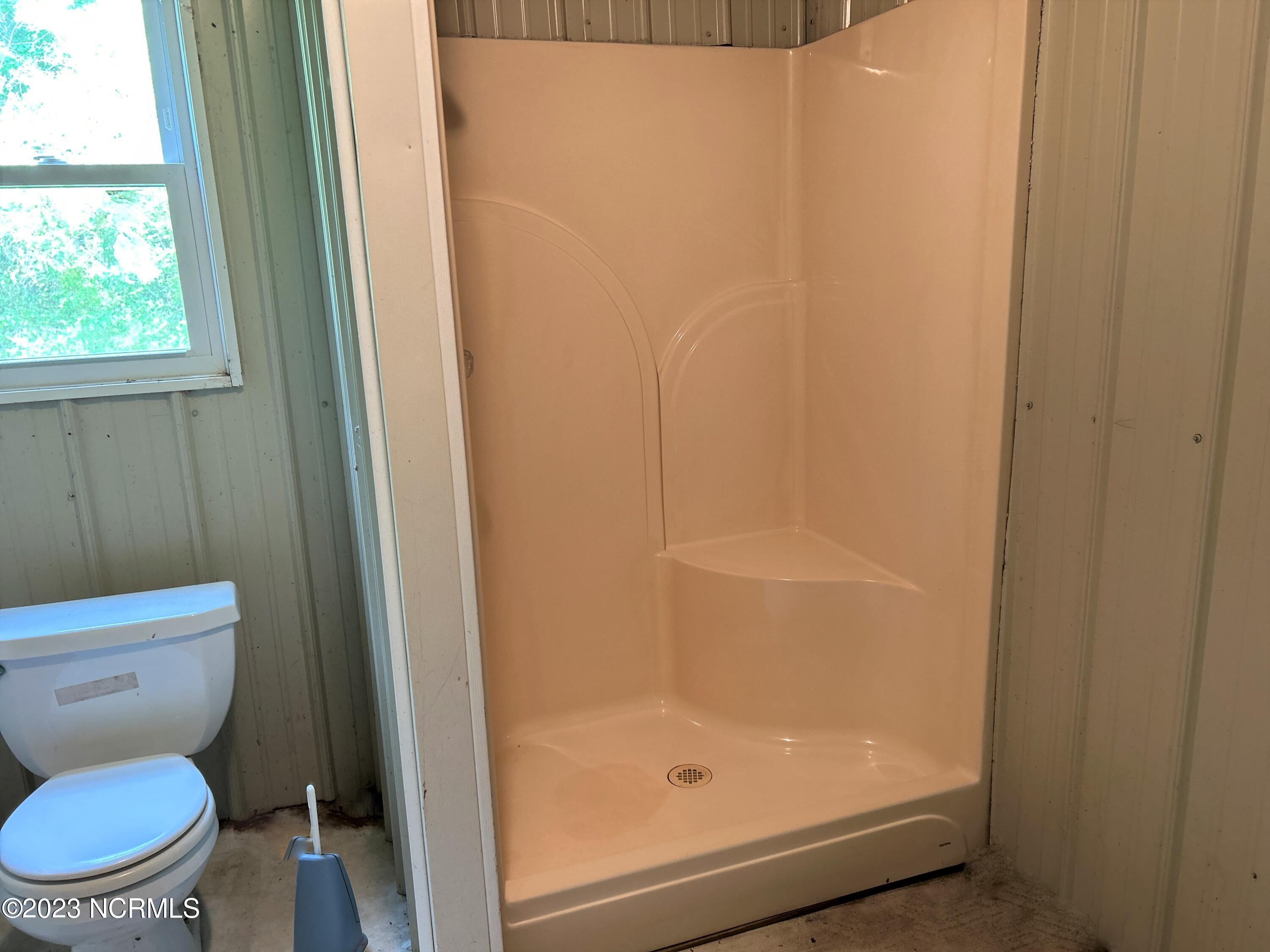 5182 Neuse Road Kinston, NC 28501 - Photo 38 of 46 Shower in Pool Bld