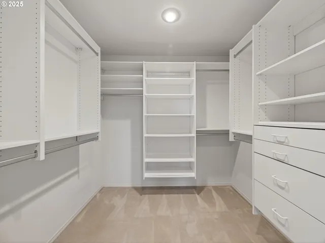 $848,000 | 1407 Southeast Beech Place, Gresham, OR 97080