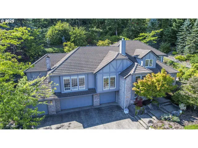 $848,000 | 1407 Southeast Beech Place, Gresham, OR 97080