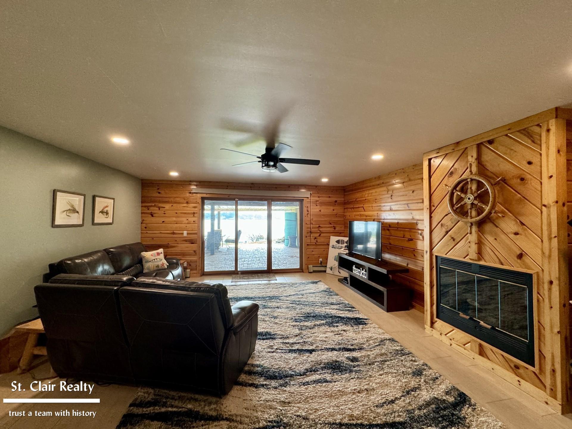 1407 North River Road St. Clair, MI 48079 - Photo 23 of 34 50182512-10E8AD8F-353D-4B34-BE9E-C93D63CA0A50.JPG