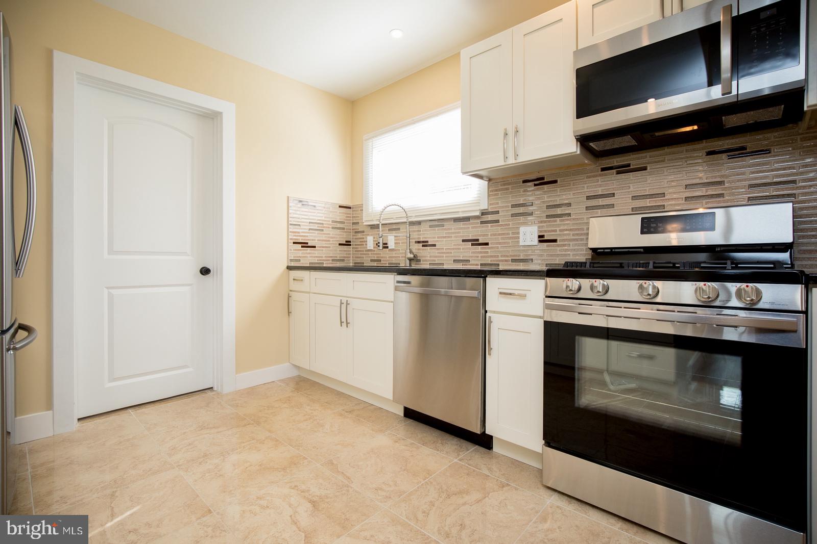 2809 Nightingale Road Philadelphia, PA 19154 - Photo 17 of 40 Gallery Image 17
