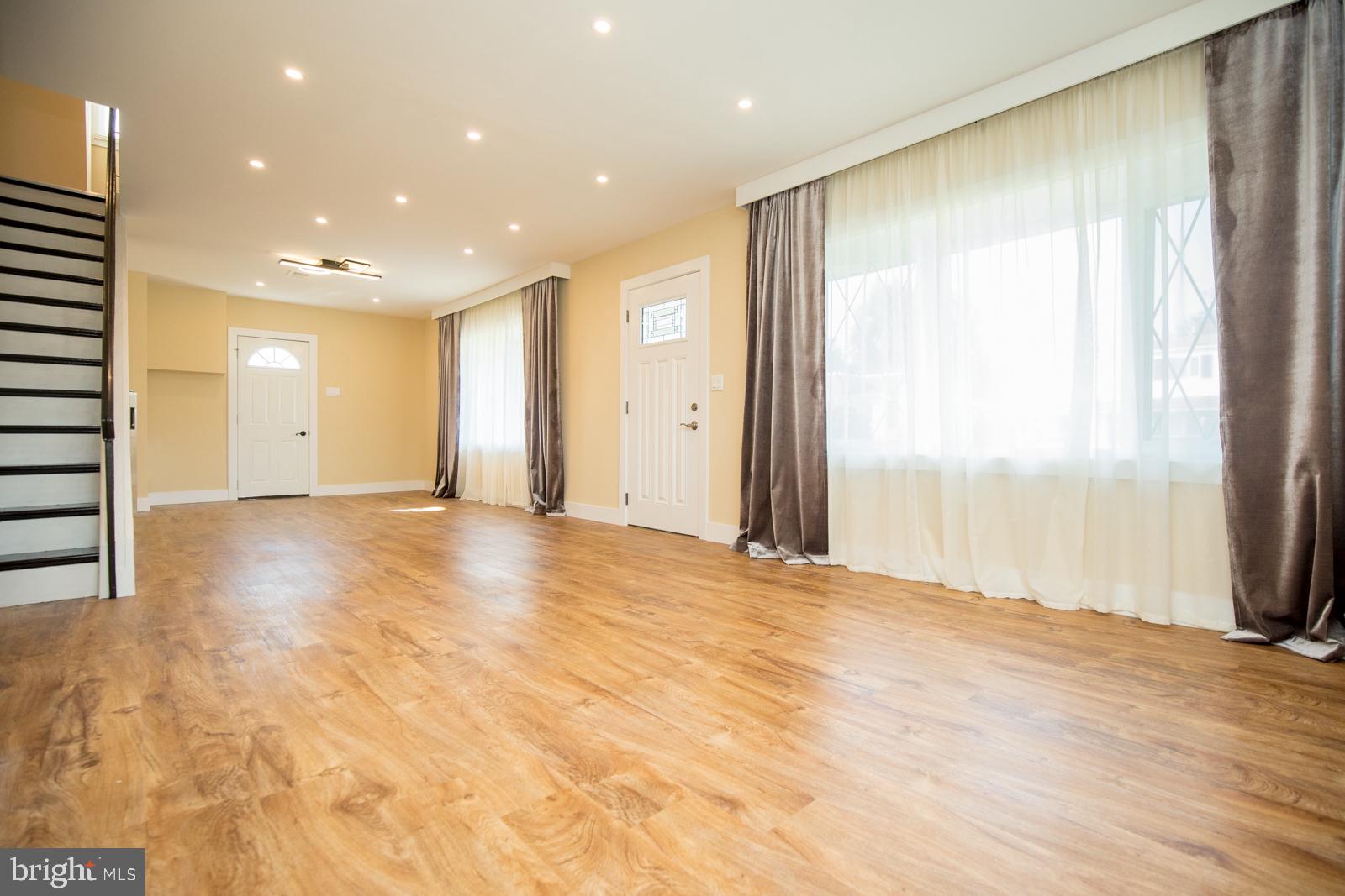 2809 Nightingale Road Philadelphia, PA 19154 - Photo 10 of 40 Gallery Image 10