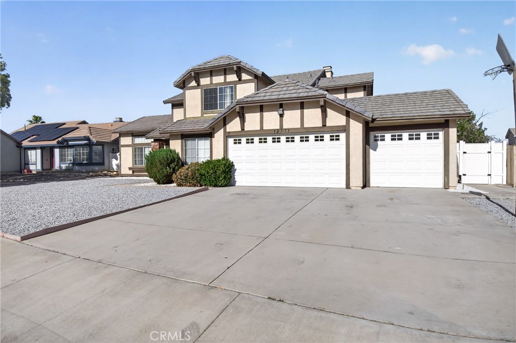 12771 Ponderosa Ranch Road Victorville, CA 92392 - Photo 3 of 43