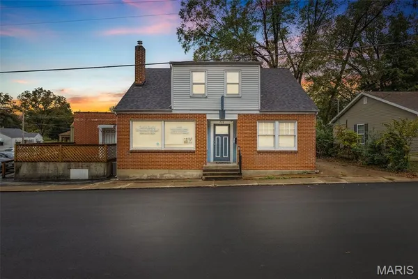 $219,000 | 720 Market Street, Ste. Genevieve, MO 63670