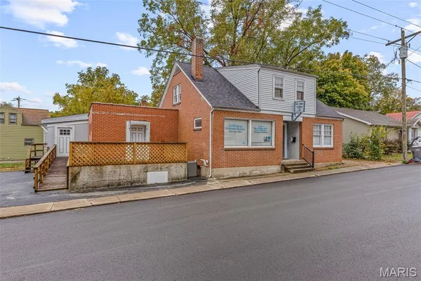 $219,000 | 720 Market Street, Ste. Genevieve, MO 63670