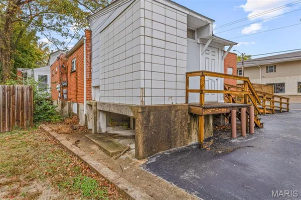 $219,000 | 720 Market Street, Ste. Genevieve, MO 63670