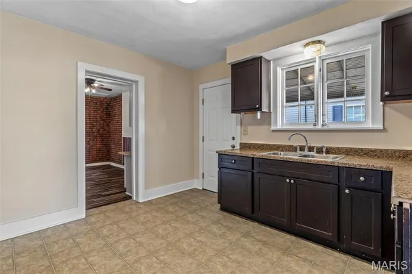 $219,000 | 720 Market Street, Ste. Genevieve, MO 63670