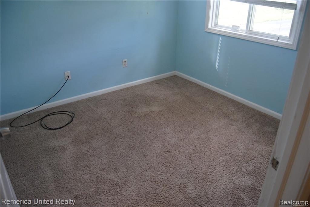 41743 Van Born Road Belleville, MI 48111 - Photo 23 of 37 GetMedia (16).jpg