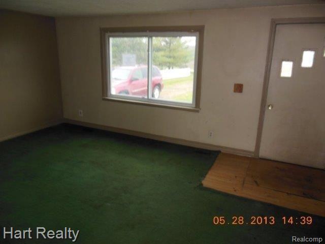 7739 Cribbins Road Croswell, MI 48422 - Photo 8 of 16 DSCN5211.jpg