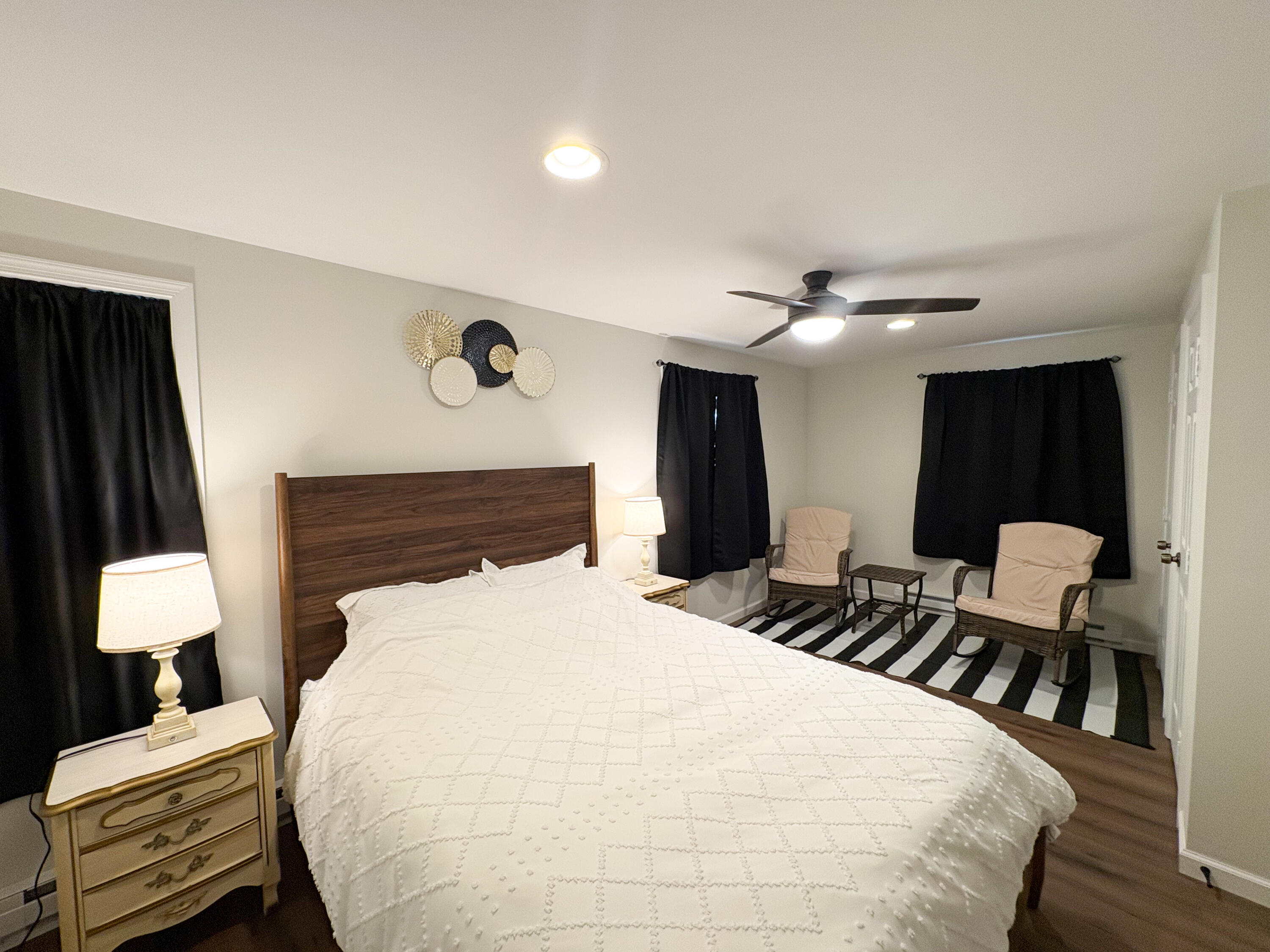 1085 Maple Lake Drive Bushkill, PA 18324 - Photo 17 of 35 a bedroom with a bed and a lamp on table