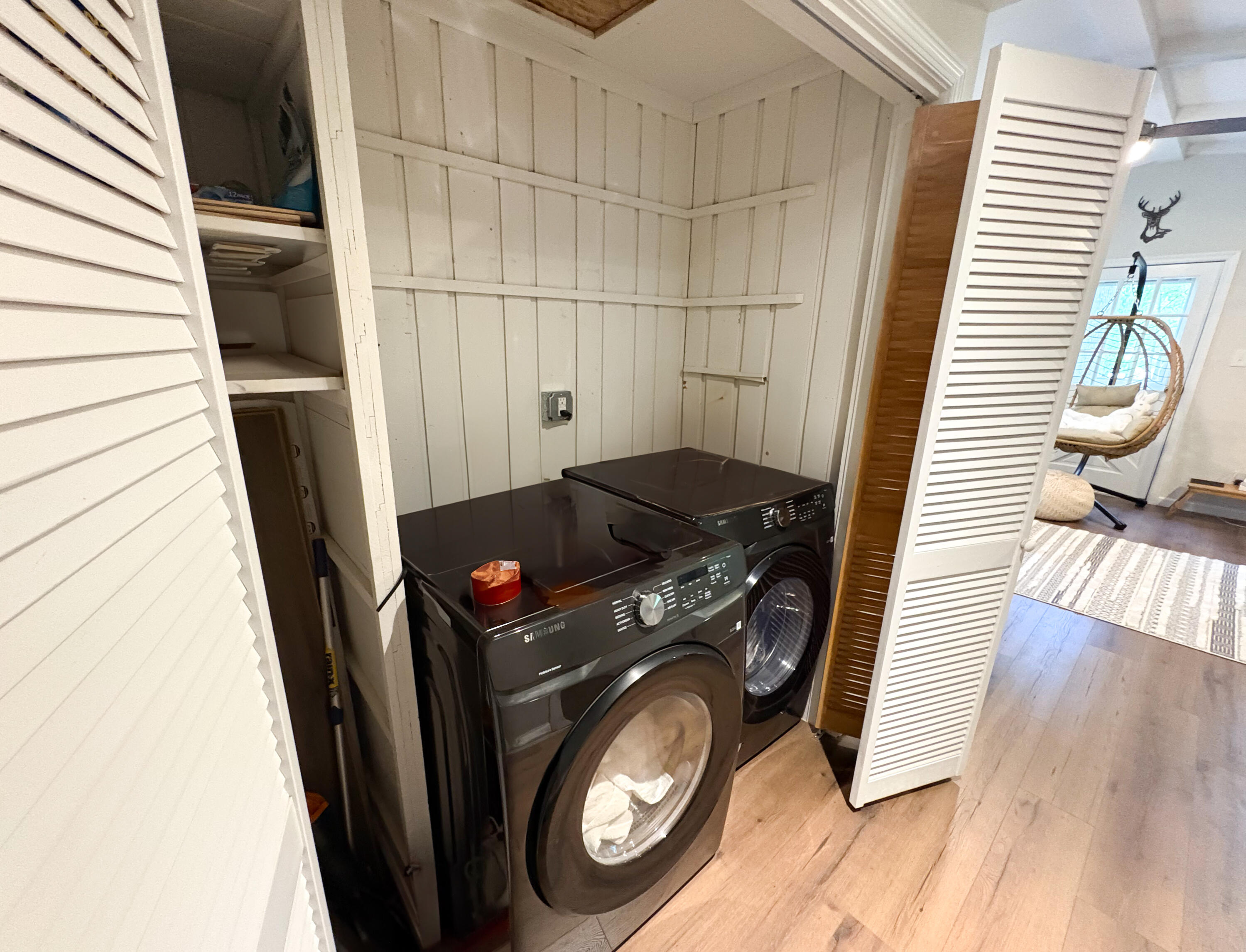 1085 Maple Lake Drive Bushkill, PA 18324 - Photo 21 of 35 a utility room with dryer and washer