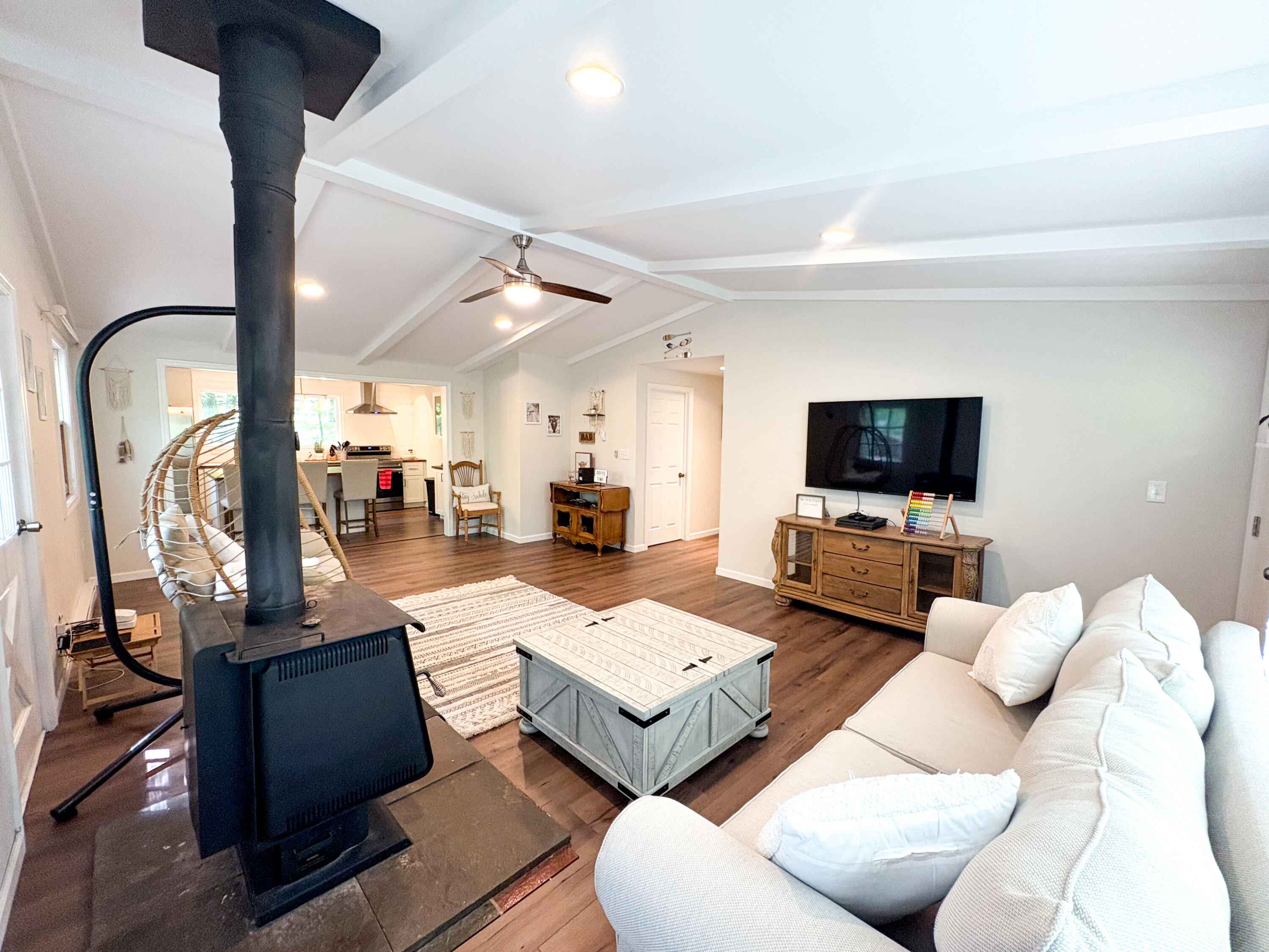1085 Maple Lake Drive Bushkill, PA 18324 - Photo 4 of 35 a living room with furniture and a flat screen tv