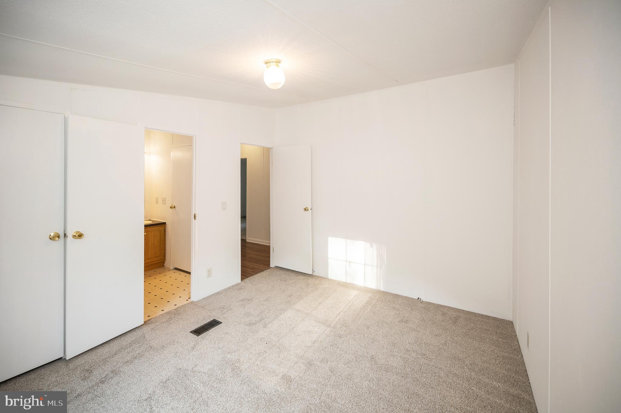 9863 Red Hill Road Spotsylvania, VA 22553 - Photo 41 of 53 a view of an empty room