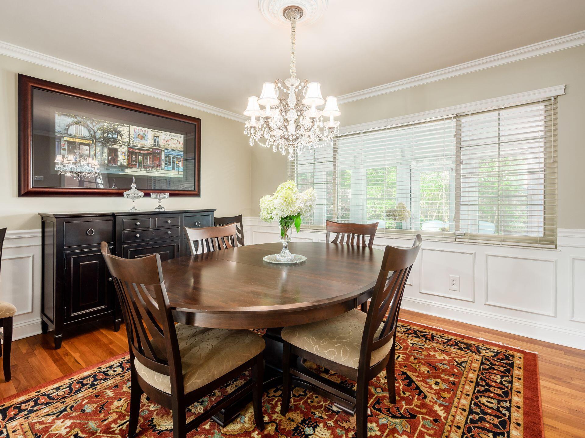 363 South Kellner Road Columbus, OH 43209 - Photo 17 of 72 Dining Room
