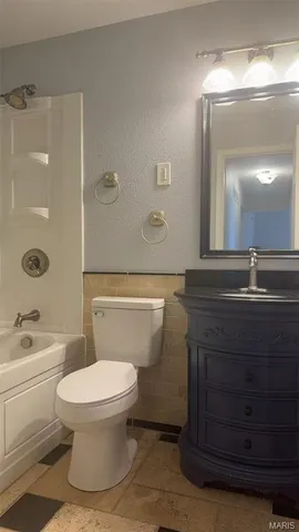 $235,000 | 7525 English Coach Lane, Hazelwood, MO 63042