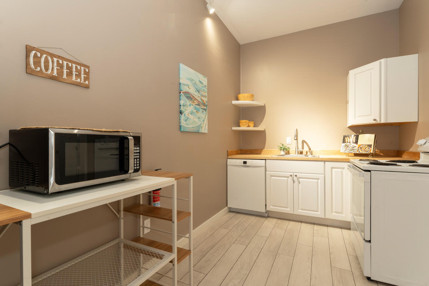 26 Orchard Road Bar Harbor, ME 04609 - Photo 7 of 38 0009