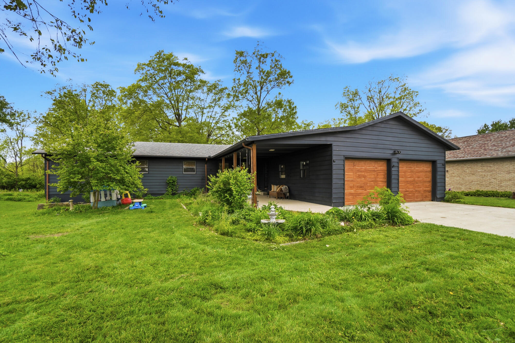 1201 Stephens Road Sidney, OH 45365 - Photo 4 of 99 004