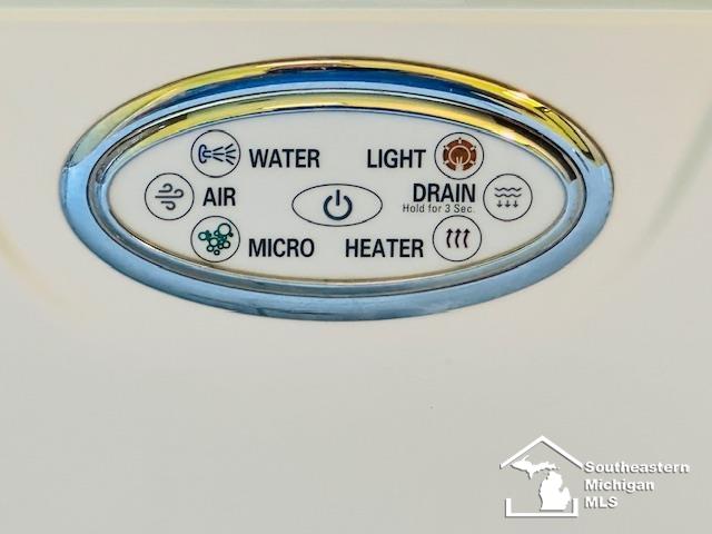 8499 Armstrong Road Newport, MI 48166 - Photo 27 of 30 50175783-12ec8816-416b-49aa-ba82-0fbd1ad73210.JPG