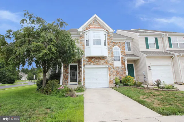 $399,900 | 121 Beacon Drive, Woodbury, NJ 08096