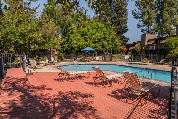 $199,000 | 2492 Larkspur Lane, Unit 200, Sacramento, CA 95825