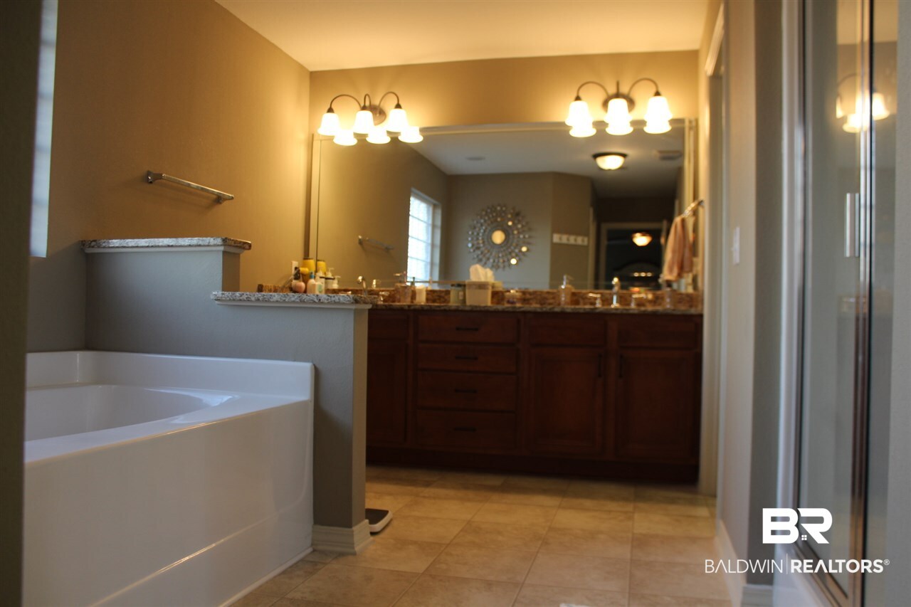 239 Meadow Run Loop East Foley, AL 36535 - Photo 28 of 42 Master Bath