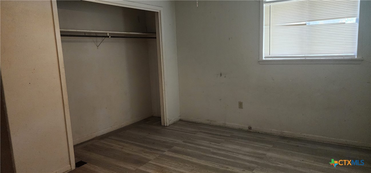 604 Davis Street Edna, TX 77957 - Photo 16 of 26 Bedroom 2