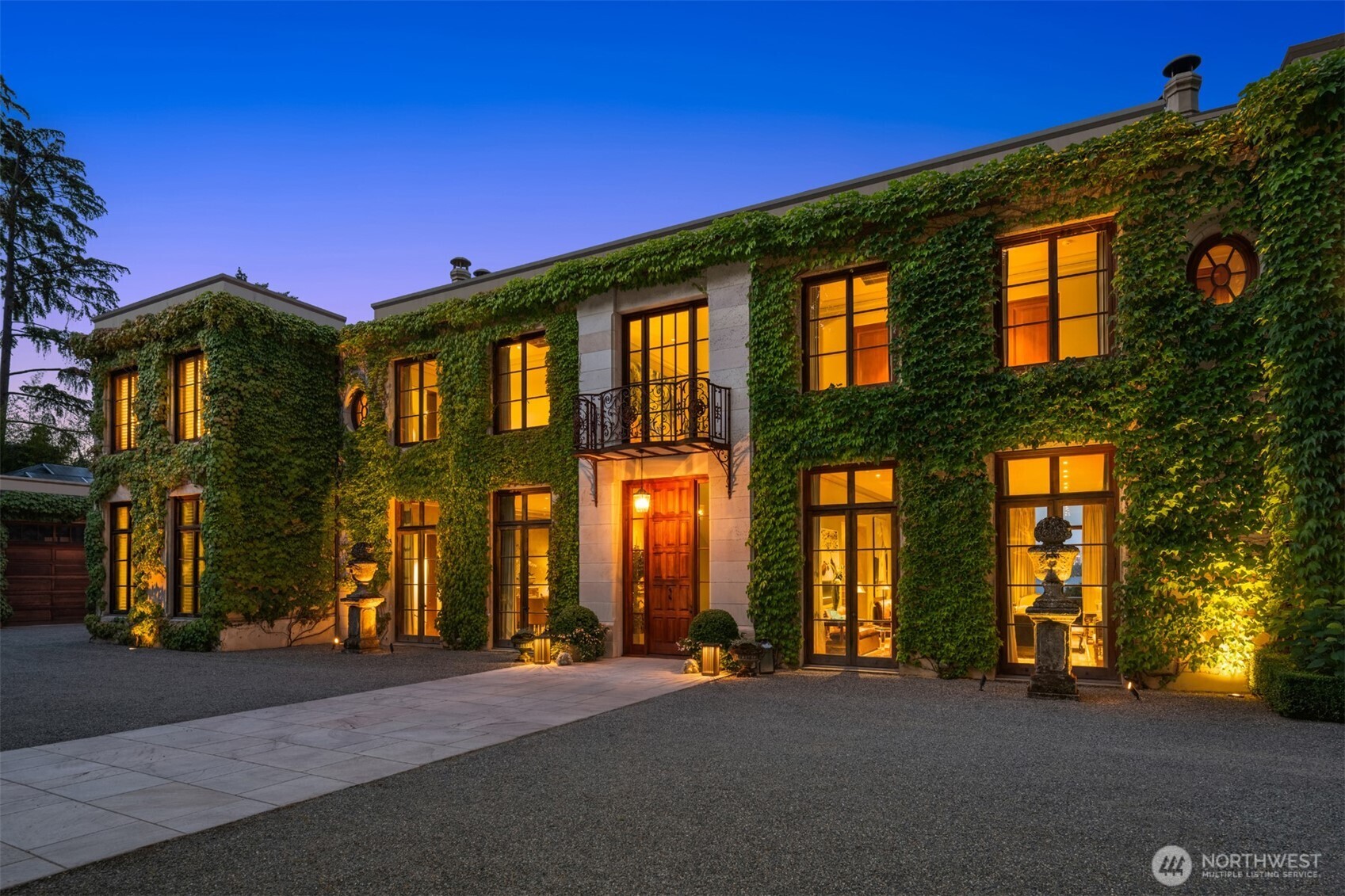 Undisclosed Address Seattle, WA 98112 - Photo 7 of 15 front view of a building