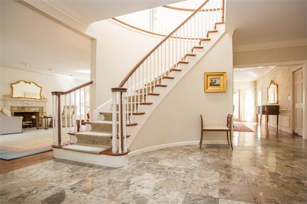 11 Coburn Road Weston, MA 02493 - Photo 4 of 25