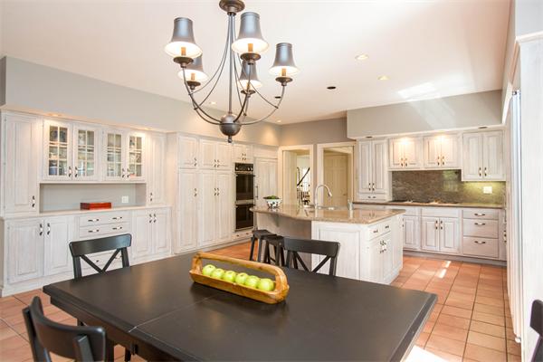 11 Coburn Road Weston, MA 02493 - Photo 6 of 25