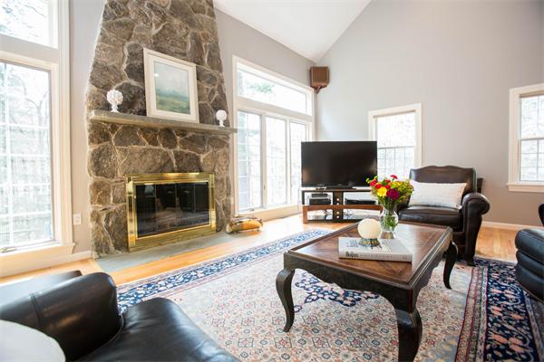 11 Coburn Road Weston, MA 02493 - Photo 9 of 25
