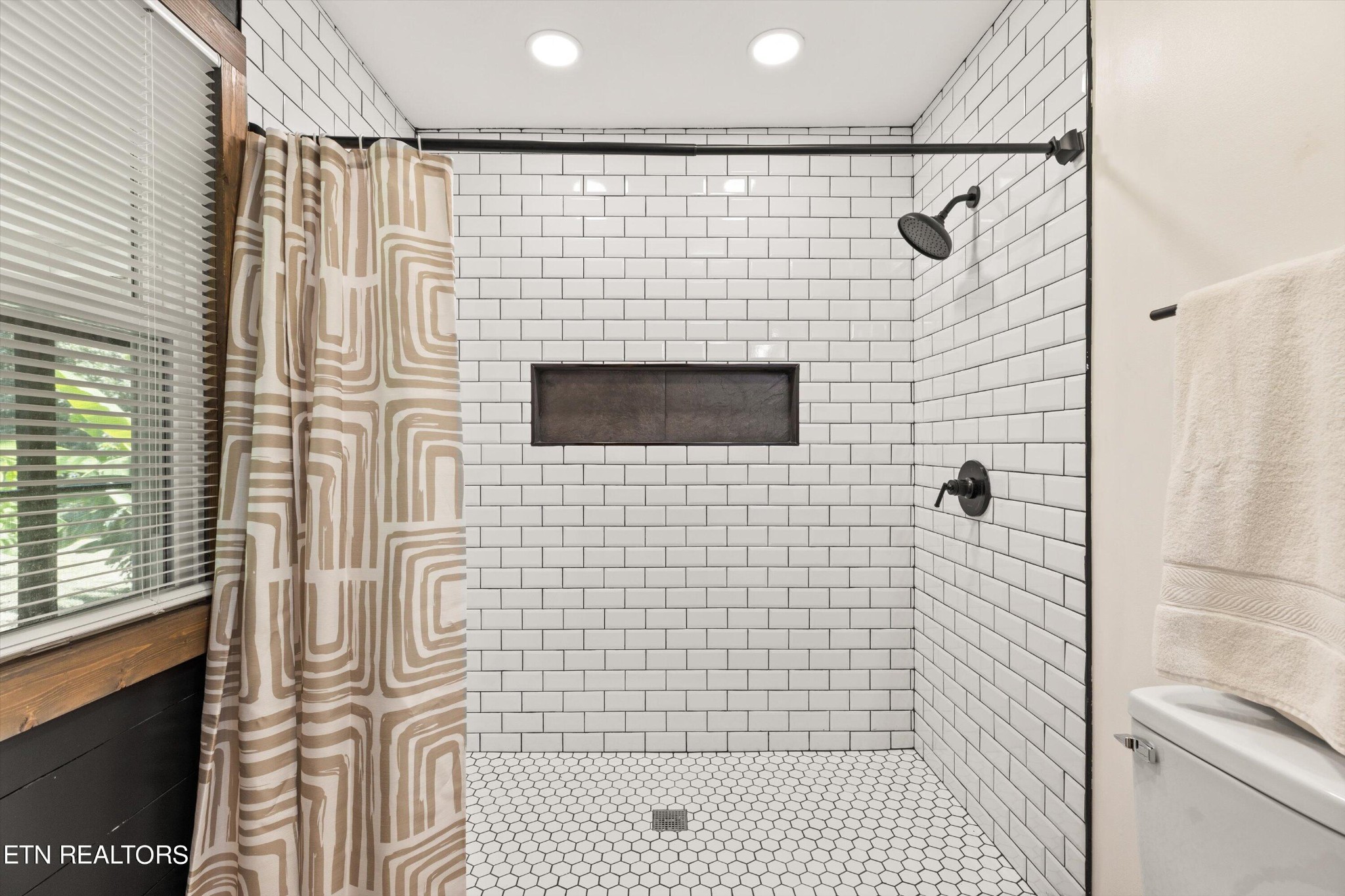 8138 Harmon Road Powell, TN 37849 - Photo 37 of 46 Gallery Image 37