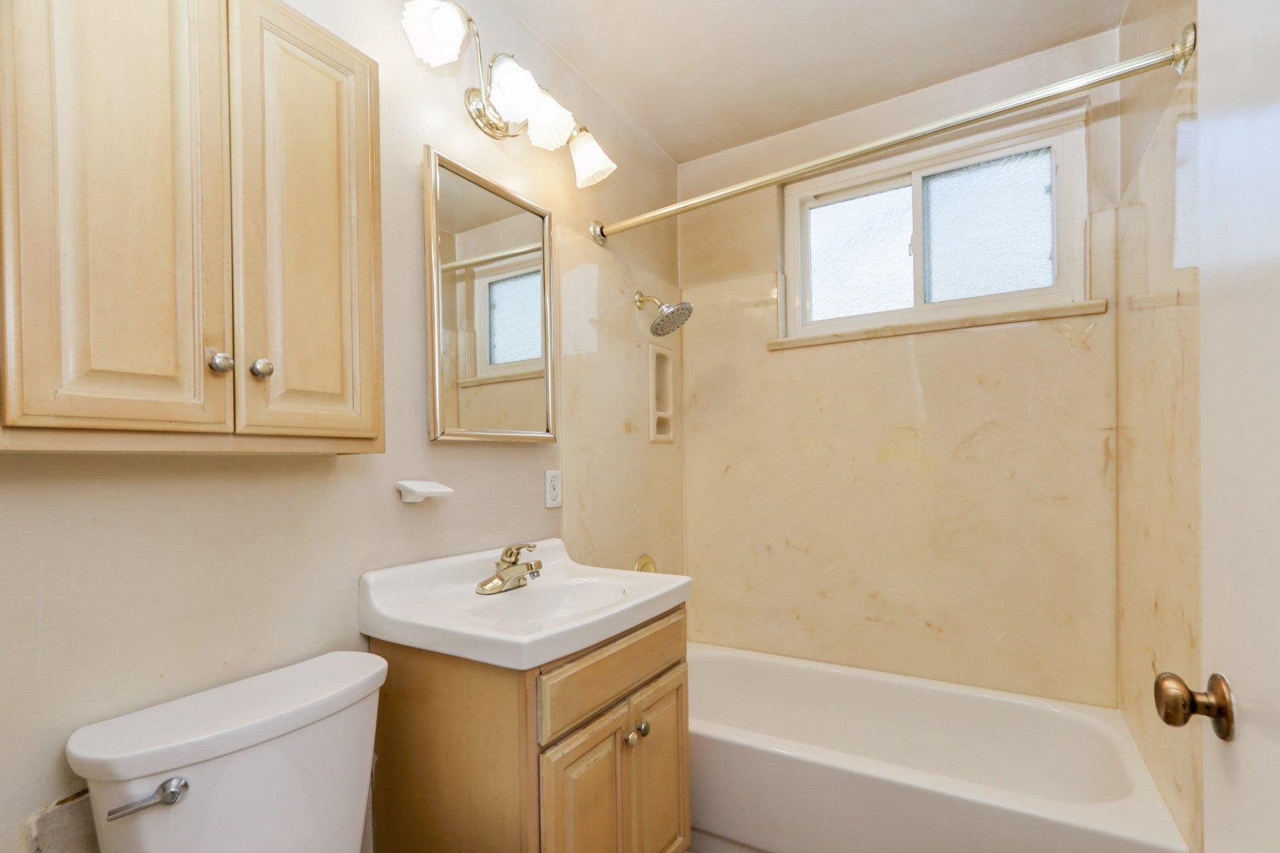 1658 Vía Rancho San Lorenzo, CA 94580 - Photo 28 of 36