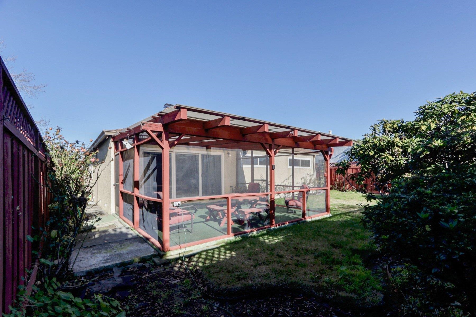 1658 Vía Rancho San Lorenzo, CA 94580 - Photo 32 of 36