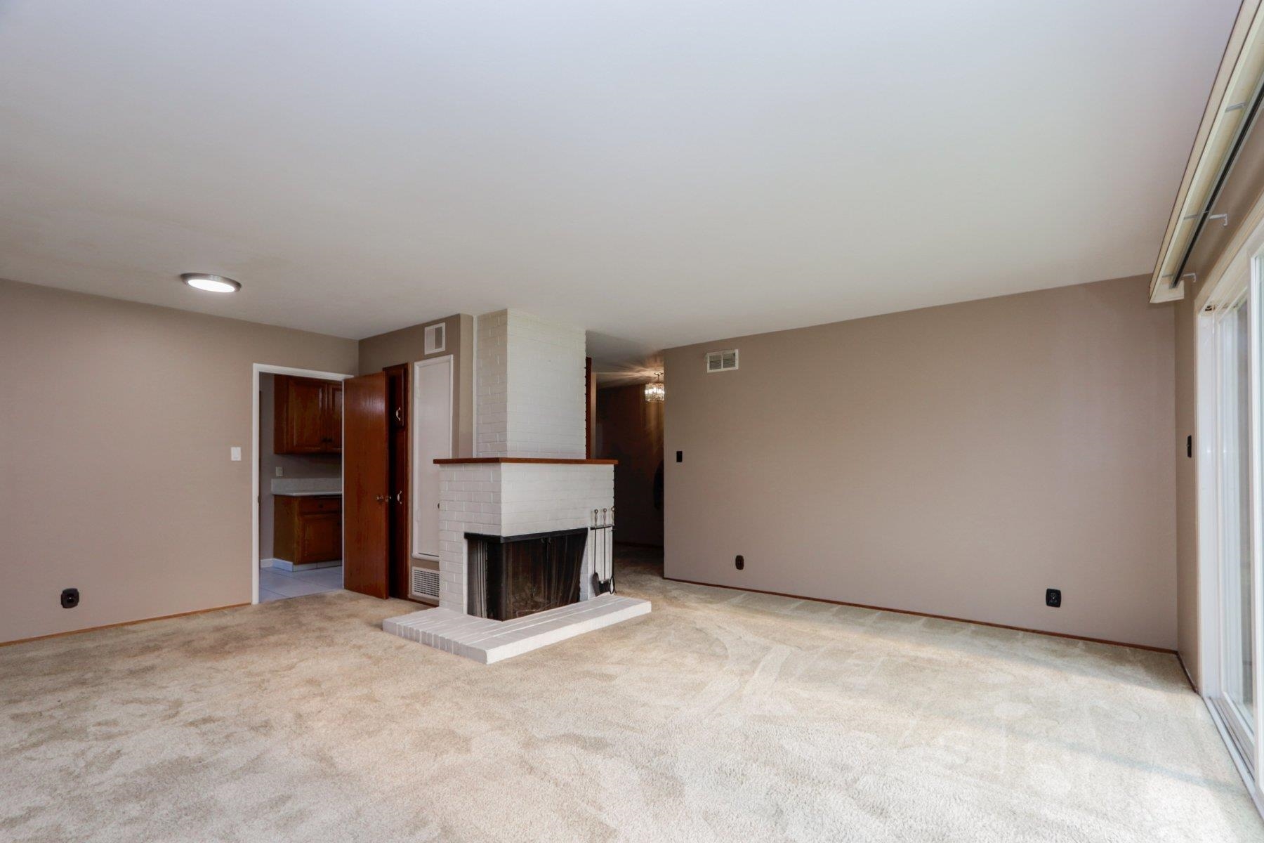 1658 Vía Rancho San Lorenzo, CA 94580 - Photo 8 of 36