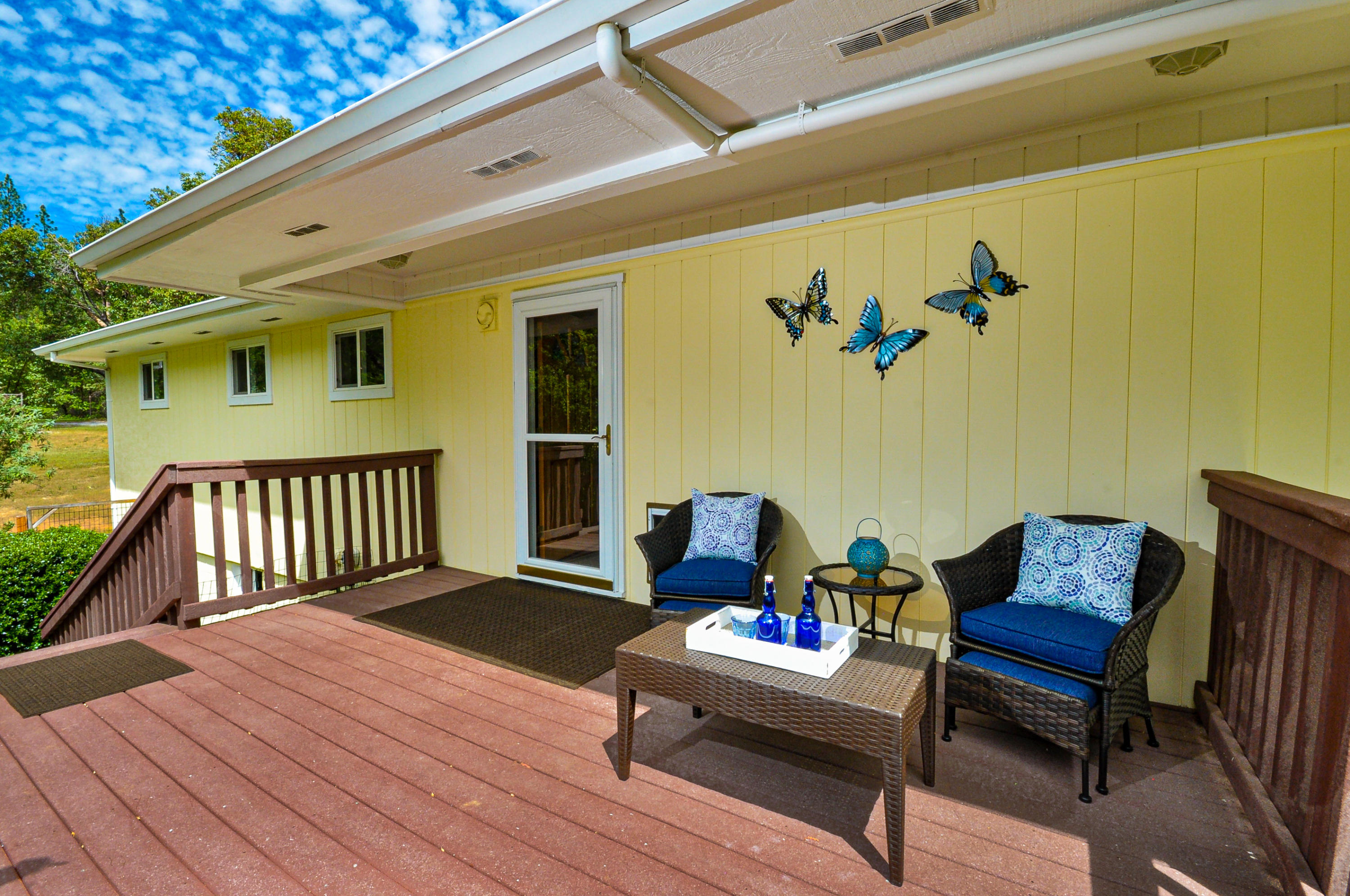 401 West Intervale Road Grants Pass, OR 97527 - Photo 38 of 51 Great deck for relaxing and for barbecuing and dining too.