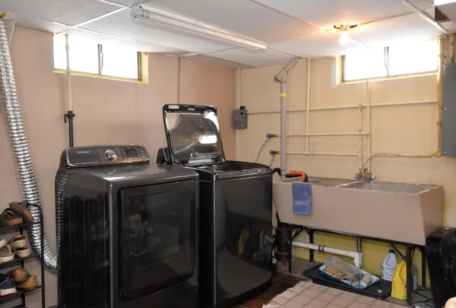 $275,000 | 4537 33rd Avenue, Kenosha, WI 53144