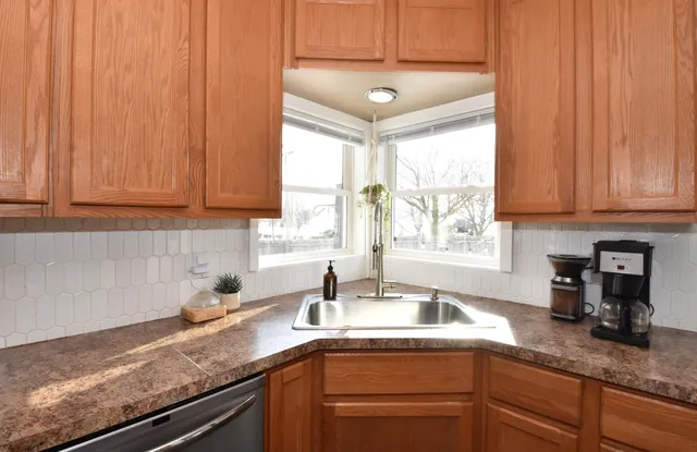 $275,000 | 4537 33rd Avenue, Kenosha, WI 53144