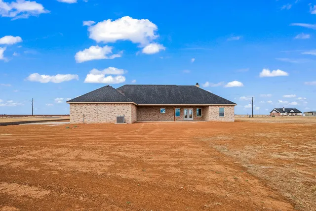 a view of an entryway of the house