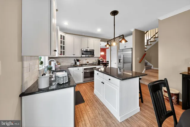 $650,000 | 19 Angelica Drive, Avondale, PA 19311