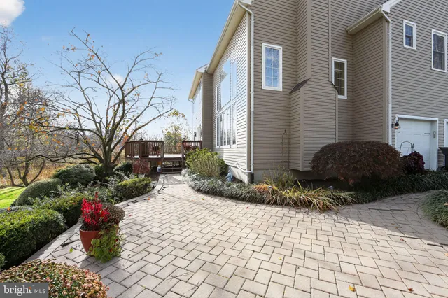 $650,000 | 19 Angelica Drive, Avondale, PA 19311